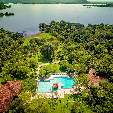 Amaya Lake Dambulla Sigiriya Exterior photo